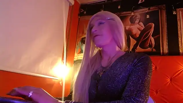 MEGANNIXX online show from October 2025 02:10:01 AM