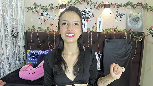 HottCandy21 online show from February 2025 07:19:02 PM