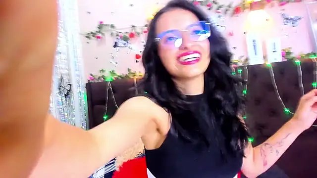 HottCandy21 online show from March 2025 08:33:02 PM