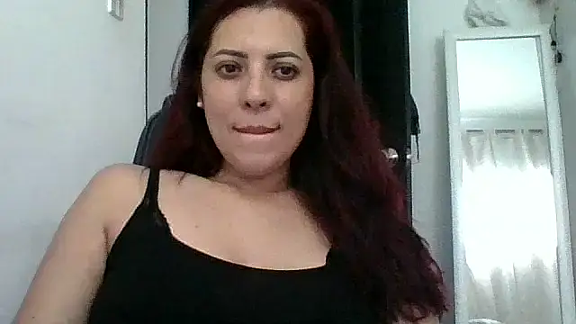 Snapshot of Anne_kis chatting on February 2025 05:51:01 PM Anne kis online show from February 2025 05:51:01 PM