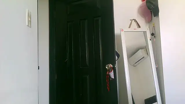 Snapshot of Anne_kis chatting on November 2025 05:01:02 PM Anne kis online show from November 2025 05:01:02 PM