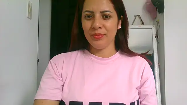 Snapshot of Anne_kis chatting on November 2025 06:29:01 PM Anne kis online show from November 2025 06:29:01 PM