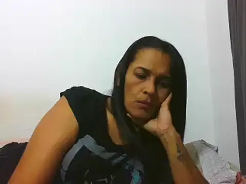 latinbrunettet online show from February 2025 01:11:02 PM