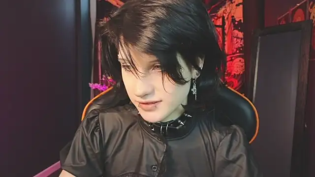 dark vamp  online show from January 2025 12:17:01 PM