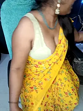 honey-sexy online show from January 2025 12:00:01 PM