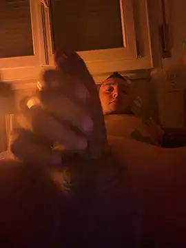 vergon6241 online show from April 2026 08:56:01 PM