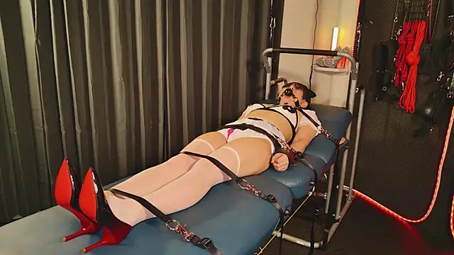 hikarun1224 online show from March 2025 11:39:02 AM