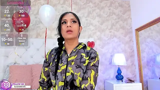 Snapshot of Eliza_Thaylor__ chatting on February 2025 03:32:02 PM Eliza Thaylor online show from February 2025 03:32:02 PM