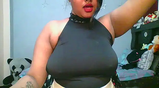 Snapshot of Your-love-12 chatting on February 2025 07:44:02 PM Your-love-12 online show from February 2025 07:44:02 PM