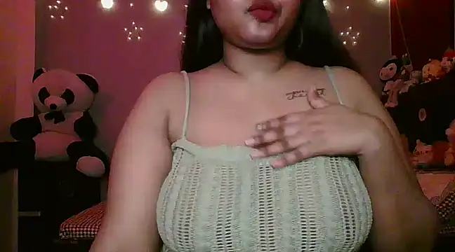 Snapshot of Your-love-12 chatting on March 2025 02:13:01 PM Your-love-12 online show from March 2025 02:13:01 PM