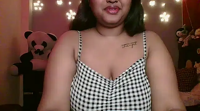 Snapshot of Your-love-12 chatting on March 2025 07:42:02 PM Your-love-12 online show from March 2025 07:42:02 PM