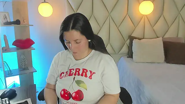angelswets online show from May 2026 02:00:01 PM