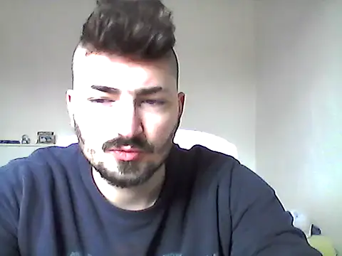 Snapshot of Hkl95555 chatting on December 2024 12:51:02 PM Hkl95555 online show from December 2024 12:51:02 PM