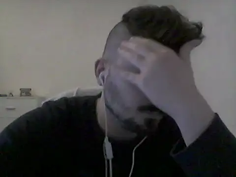 Snapshot of Hkl95555 chatting on December 2024 04:53:02 PM Hkl95555 online show from December 2024 04:53:02 PM