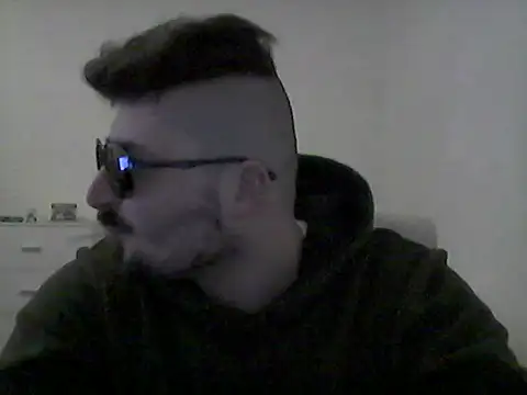 Snapshot of Hkl95555 chatting on December 2024 10:12:01 PM Hkl95555 online show from December 2024 10:12:01 PM