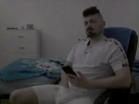 Snapshot of Hkl95555 chatting on October 2025 11:00:02 PM Hkl95555 online show from October 2025 11:00:02 PM