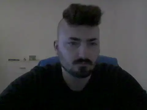 Snapshot of Hkl95555 chatting on October 2025 11:01:02 PM Hkl95555 online show from October 2025 11:01:02 PM