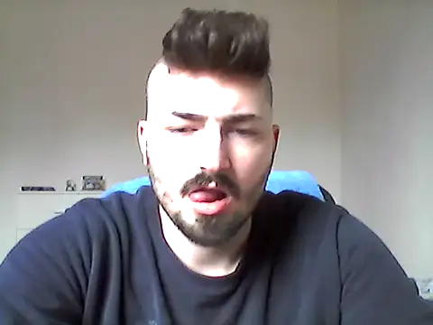 Snapshot of Hkl95555 chatting on October 2025 02:01:02 PM Hkl95555 online show from October 2025 02:01:02 PM