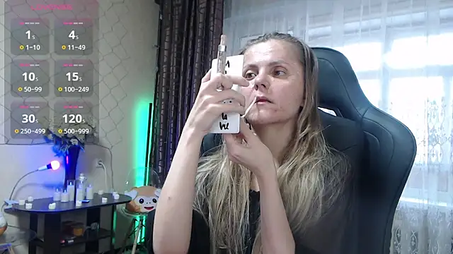 JessieOMays online show from April 2026 12:32:01 AM