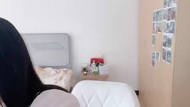 Snapshot of fanfan-FF chatting on December 2024 03:25:02 AM fanfan-FF online show from December 2024 03:25:02 AM