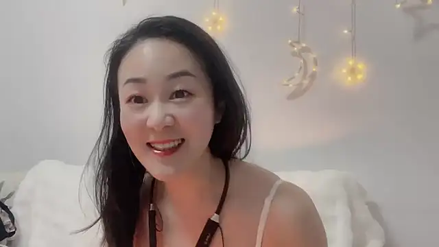 Snapshot of fanfan-FF chatting on December 2024 01:30:02 PM fanfan-FF online show from December 2024 01:30:02 PM