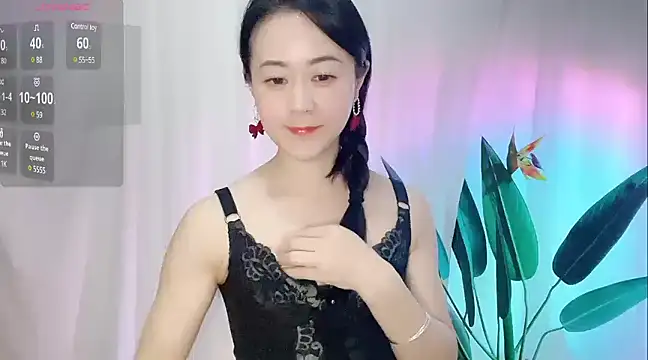 Snapshot of fanfan-FF chatting on January 2025 11:56:01 AM fanfan-FF online show from January 2025 11:56:01 AM