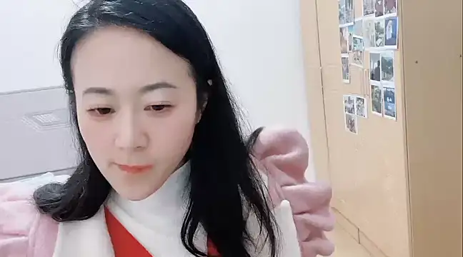 Snapshot of fanfan-FF chatting on February 2025 10:48:02 AM fanfan-FF online show from February 2025 10:48:02 AM