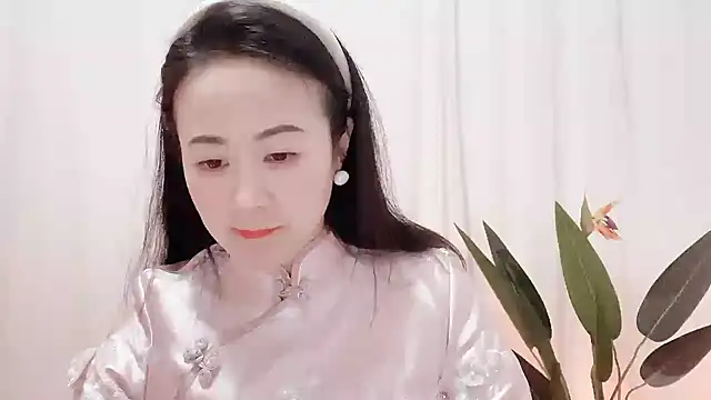 Snapshot of fanfan-FF chatting on February 2025 12:26:02 PM fanfan-FF online show from February 2025 12:26:02 PM