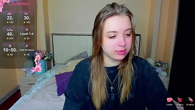 Snapshot of AlexissM chatting on November 2025 09:09:02 AM AlexissM online show from November 2025 09:09:02 AM