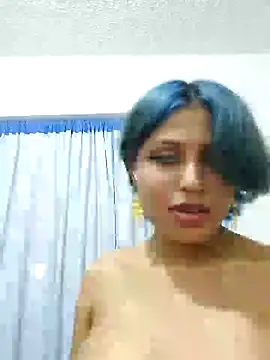 Snapshot of azulzulix chatting on February 2025 05:09:02 AM azulzulix online show from February 2025 05:09:02 AM