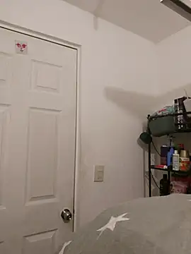 Snapshot of azulzulix chatting on March 2025 05:58:02 AM azulzulix online show from March 2025 05:58:02 AM