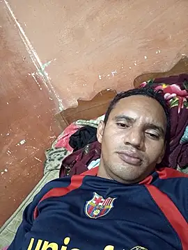 Snapshot of 68_Toni chatting on February 2026 06:40:01 AM 68 Toni online show from February 2026 06:40:01 AM