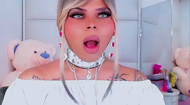 Snapshot of AdanKinng chatting on January 2025 10:16:02 AM AdanKinng online show from January 2025 10:16:02 AM