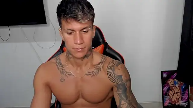 Snapshot of pettergrey1 chatting on October 2025 11:24:02 PM pettergrey1 online show from October 2025 11:24:02 PM