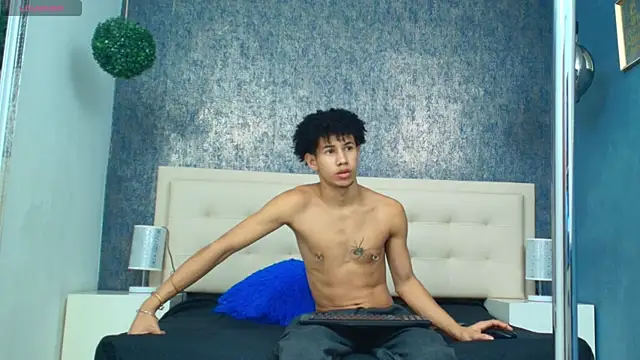 Erick Zhimerman online show from October 2025 03:31:02 AM