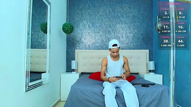 Erick Zhimerman online show from November 2025 04:01:02 AM