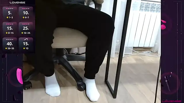 Snapshot of analanall chatting on February 2025 04:03:01 PM analanall online show from February 2025 04:03:01 PM