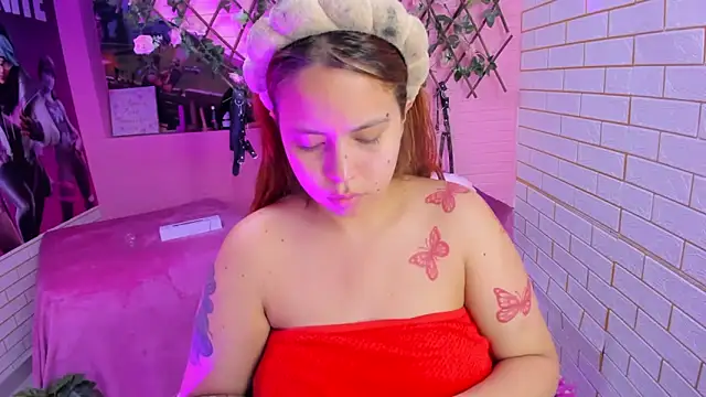 Snapshot of marcellaa303av chatting on April 2026 01:47:01 AM marcellaa303av online show from April 2026 01:47:01 AM