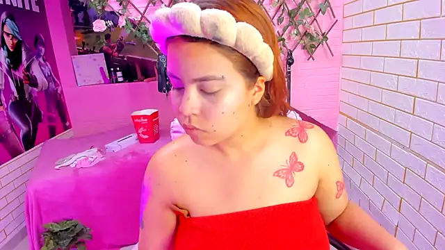 Snapshot of marcellaa303av chatting on April 2026 01:27:02 AM marcellaa303av online show from April 2026 01:27:02 AM