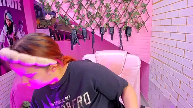 Snapshot of marcellaa303av chatting on April 2026 02:16:02 AM marcellaa303av online show from April 2026 02:16:02 AM