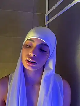 Snapshot of jhalila chatting on September 2025 01:06:02 AM jhalila online show from September 2025 01:06:02 AM