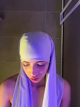 Snapshot of jhalila chatting on September 2025 02:17:01 AM jhalila online show from September 2025 02:17:01 AM