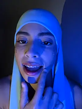 Snapshot of jhalila chatting on October 2025 12:09:01 AM jhalila online show from October 2025 12:09:01 AM