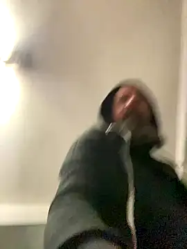 carlosc0f online show from October 2025 05:39:02 AM