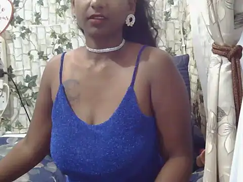 Snapshot of indiantina01 chatting on January 2025 08:42:01 PM indiantina01 online show from January 2025 08:42:01 PM