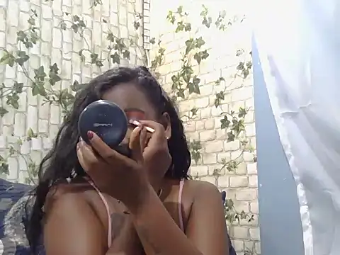 Snapshot of indiantina01 chatting on February 2025 05:47:02 PM indiantina01 online show from February 2025 05:47:02 PM