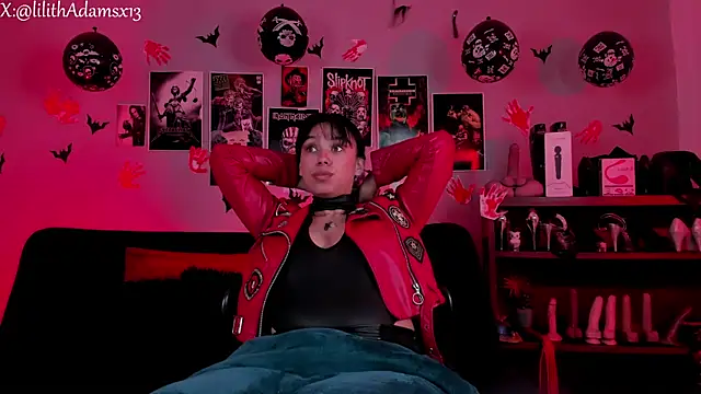 lilith-deveraux online show from November 2025 02:17:01 PM