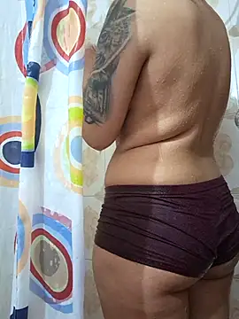 lilith-deveraux online show from May 2026 01:29:01 PM