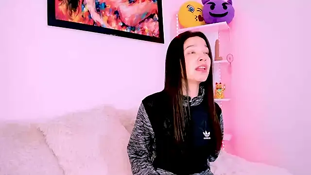 Manuelaa mejiia online show from February 2025 07:53:02 PM