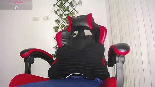 Snapshot of darkviper26 chatting on March 2026 09:36:01 AM darkviper26 online show from March 2026 09:36:01 AM